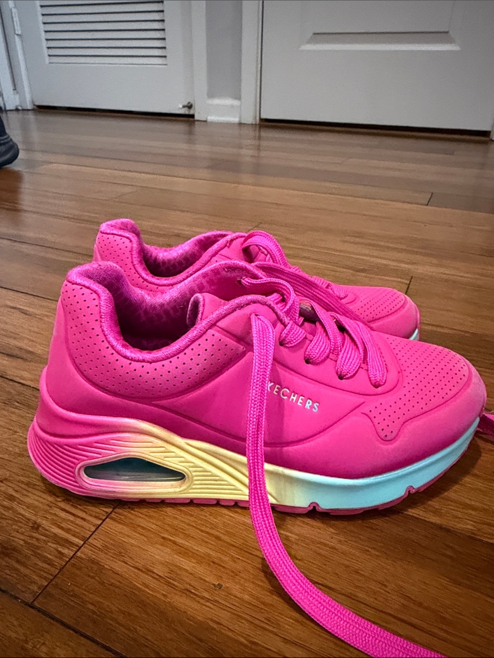 Skechers Uno Gen1 Neon Glow Air Bubble Running Shoes girl size 12
